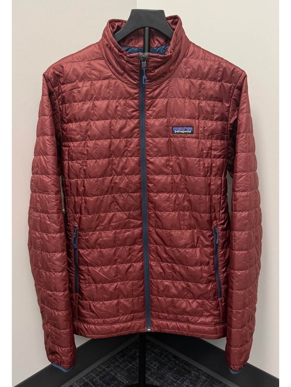 Patagonia Men’s Size Medium Nano Puff Lightweight Sequoia Red Full Zip Jacket